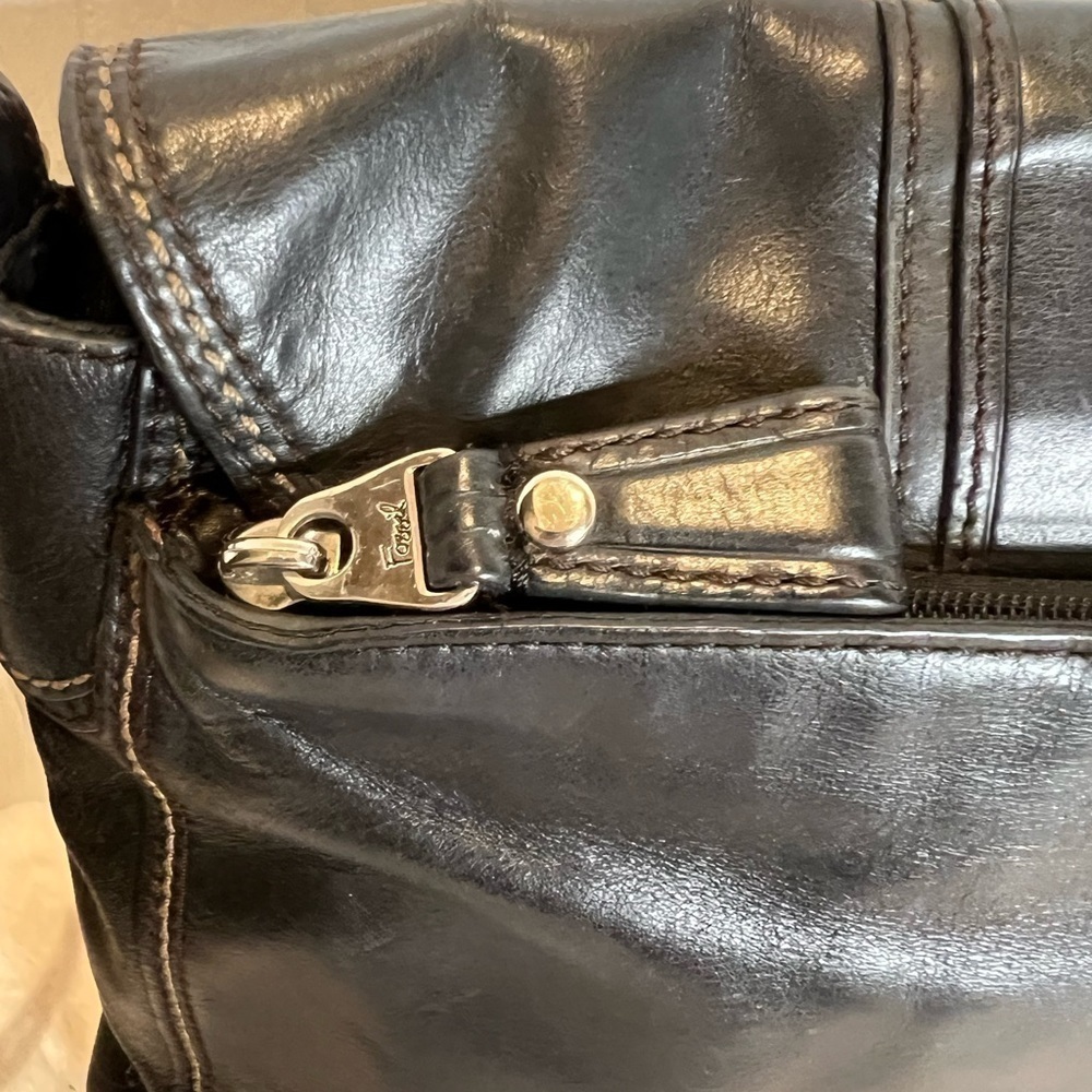 FOSSIL BLACK PURSE. BEAUTIFUL SOFT LEATHER - Picture 11 of 13